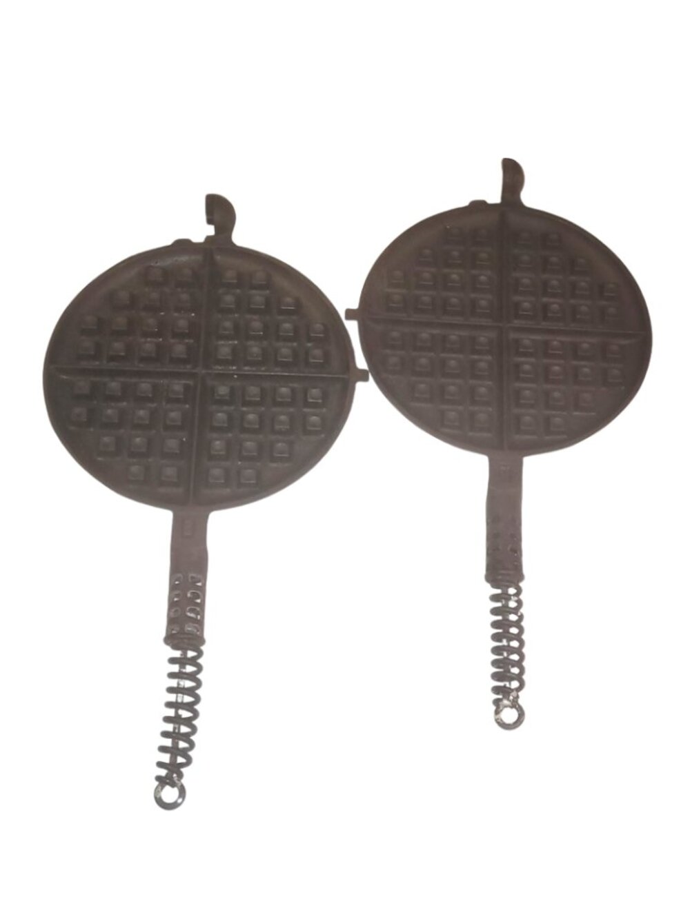 Griswold Cast Iron Waffle Maker. Unrestored.